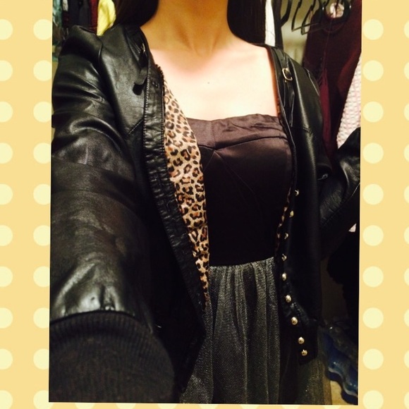 Leather jacket. Black. - Picture 3 of 3
