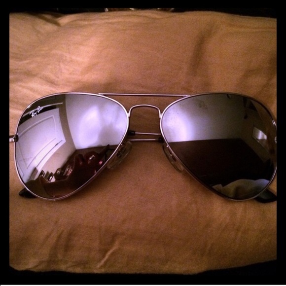 Ray Ban Mirrored sunglasses 😎