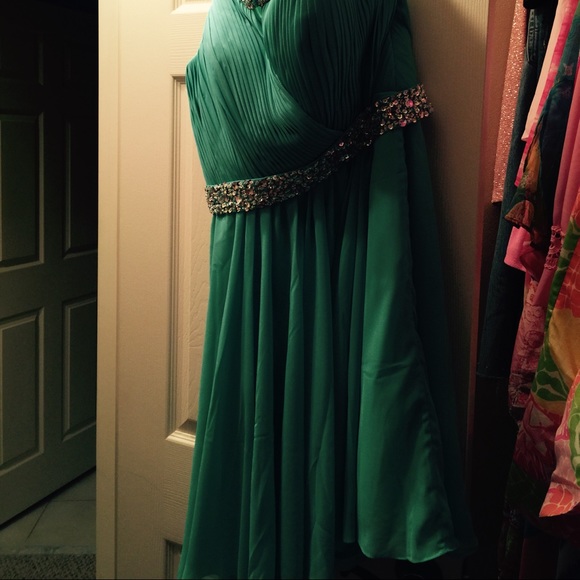 Vail Custom made dress matching pashmina too!!!! - Picture 3 of 3