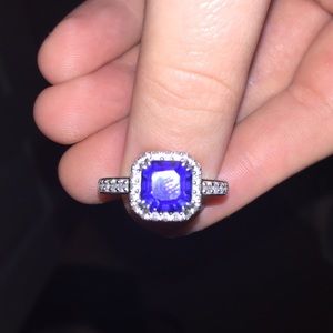 Beautiful gem ring