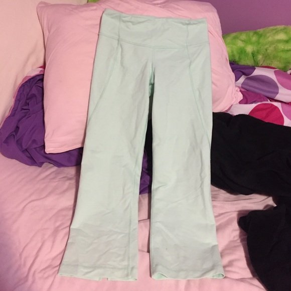 lulu lemon crop leggings