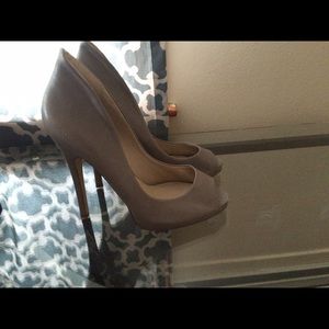 Grey aldo heels