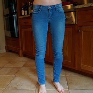 Size 24 Paige Verdugo Ankle Jeans