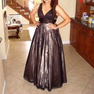 Gorgeous evening gown