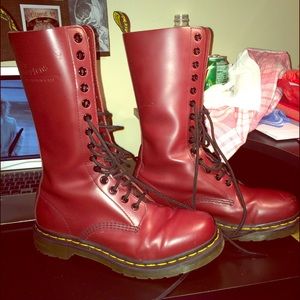Doc Martens 1914 in dark red