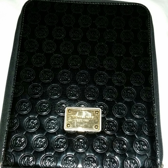Michael Kors iPad case - Picture 1 of 3