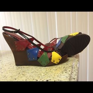 "Naughty Monkey Women's Tri Wedge,Black/Multi,10 M