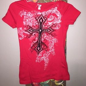 Red t shirt fitted with black Cross