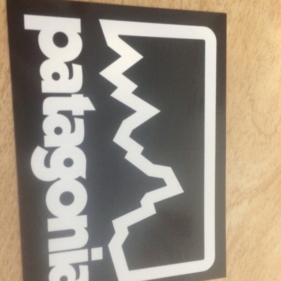 ✋🙅 Reserved! Black Patagonia decal! ✋🙅