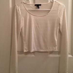 Long sleeve crop top