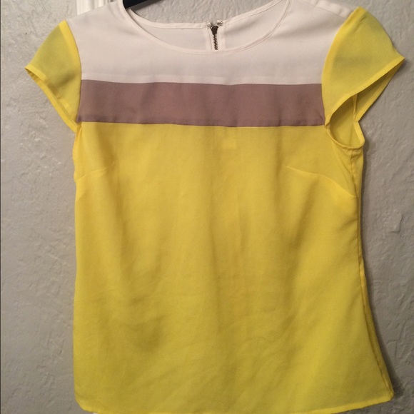 Banana Republic shirt, size 6.
