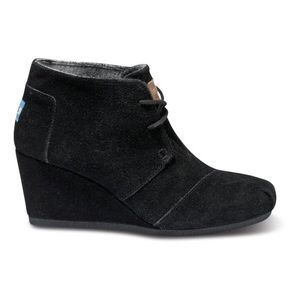TOMS Black Desert Wedges