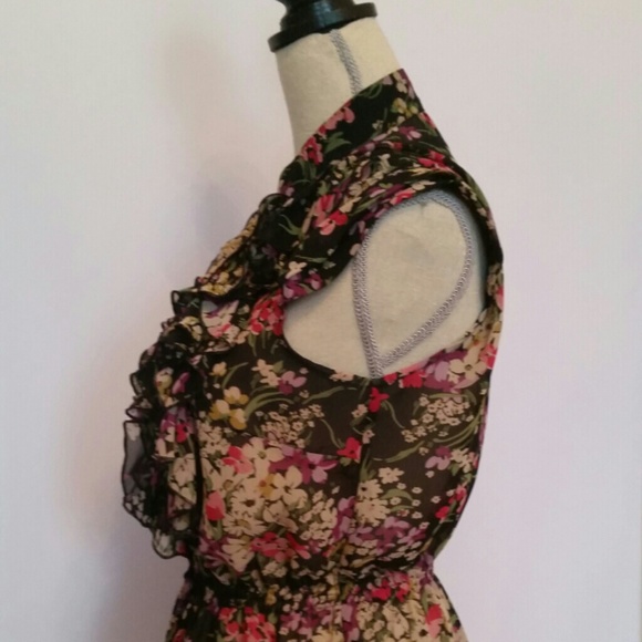 Ladies Top - Picture 3 of 4