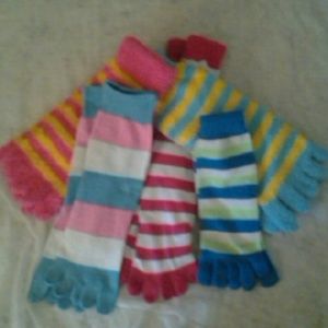 5 pairs of toe socks