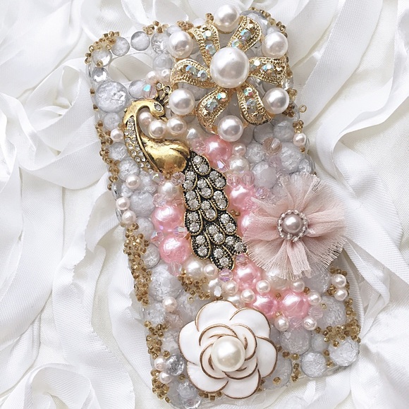 Custom bling iPhone 4 phone case