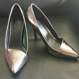 Brand new gunmetal pointed shoe