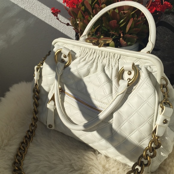 ✨SOLD✨ Marc Jacobs Stam Quilted bag in White