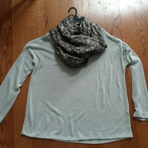NWOT Grey Knit Lightweight Sweater!