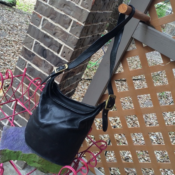 Vintage Black Leather COACH Bucket Bag / Hobo