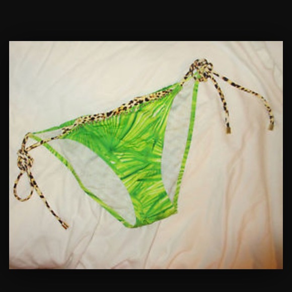 Victoria's Secret scrunch swim bottom size S