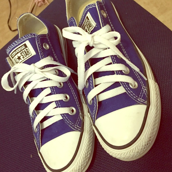 ❌ON HOLD❌Blue Converse. 💙