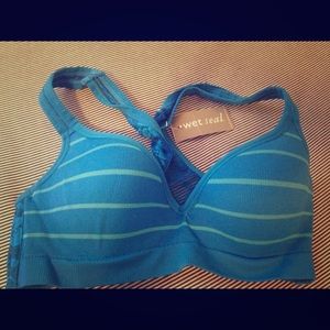 Wet seal sports bra push up size S NWT