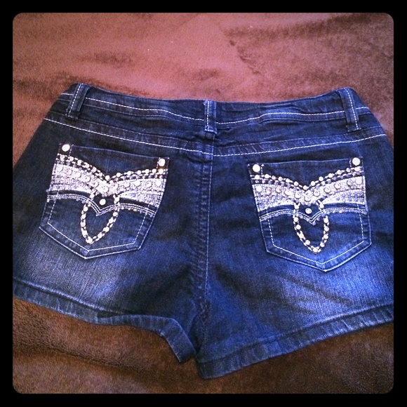 bebe 2b shorts.