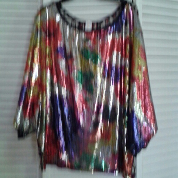 Women top