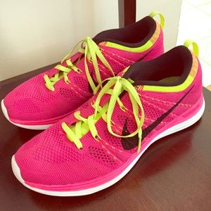 Nike Lunar Flynit running shoes