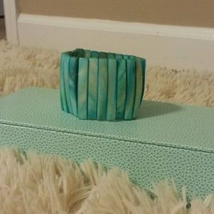 Blue seashell bracelet