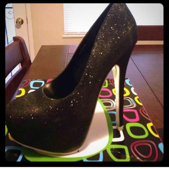 Black sparkly heels