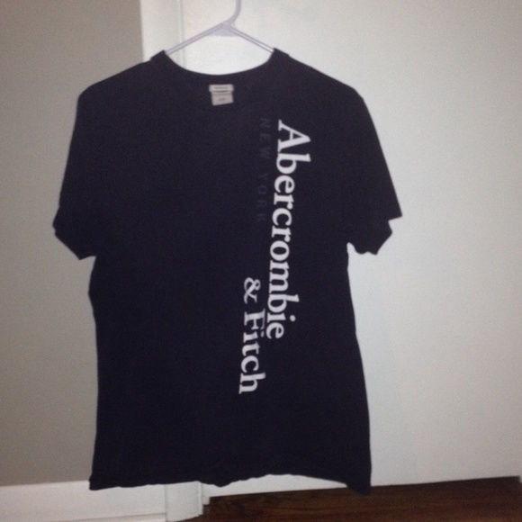 Abercrombie and Fitch tee