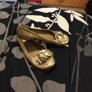 Gold flats
