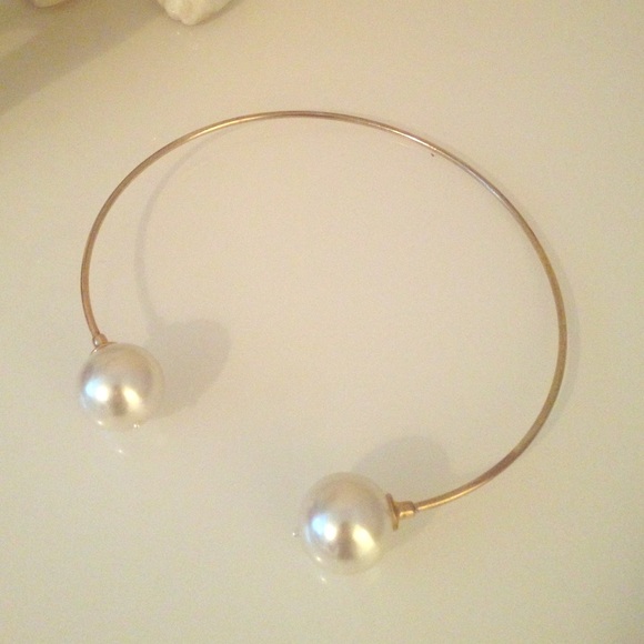 Pearl Choker