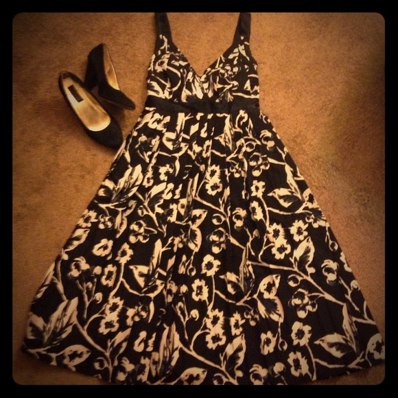 ❗️SALE❗️Pleaded Empire Waist Dress