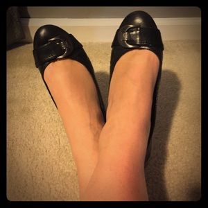 Perfect Black Flats. Anne Klein iFlex