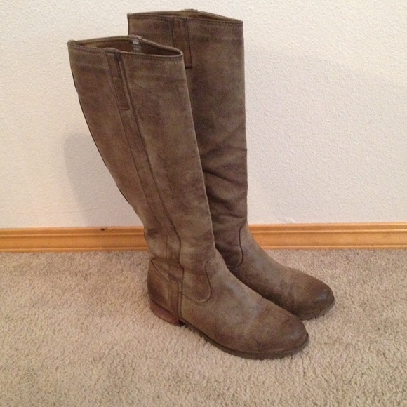 Grayish riding boot!