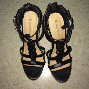 Black strapped wedges