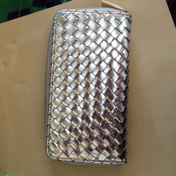 Silver wallet