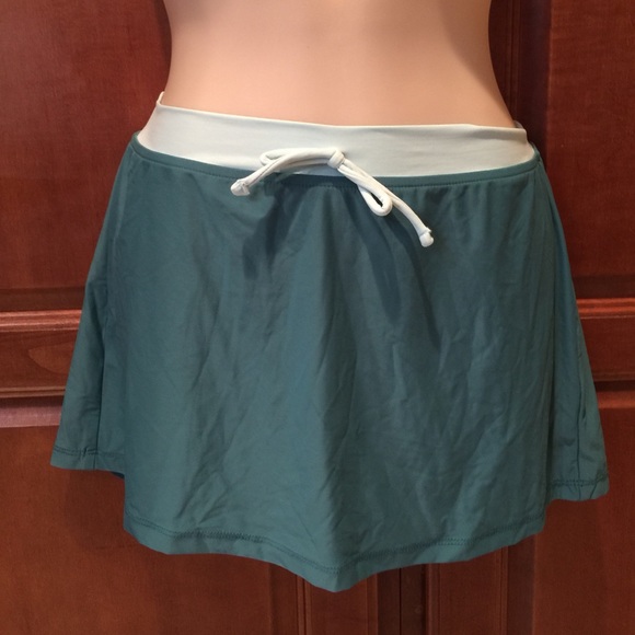 Quicksilver Leilani Black Swim Mini Skirt Cover Up
