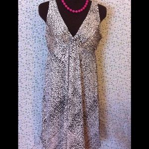 New York & Co. Comfy pretty dress