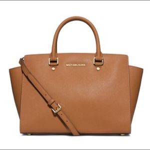 ️SOLD EUC Michael Kors Large Selma in Luggage