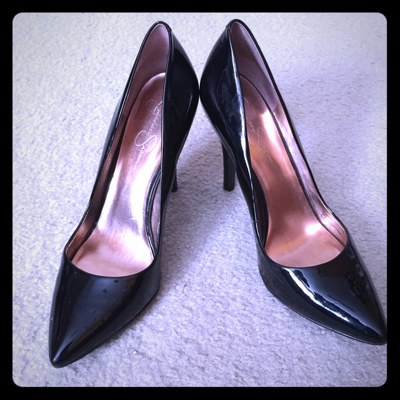Black Patent Leather Jessica Simpson Pumps