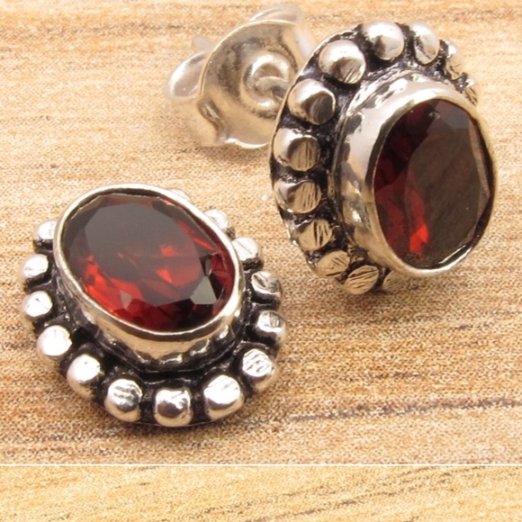 925  Garnett Earrings