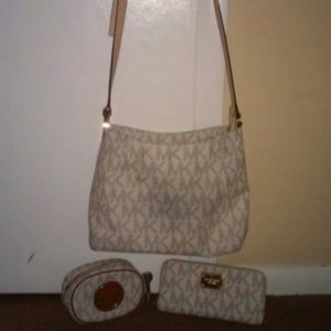 M.k purse