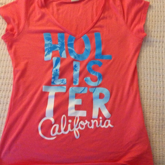 Hollister V-neck 🌺
