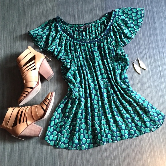 BCBGMaxAzria Tops - BCBG Boho Top