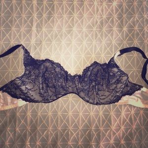 Victoria's Secret unlined Demi bra with lace 36C