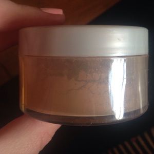 Mary Kay Signature powder.