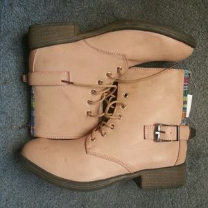 Lace up light pink combat boots